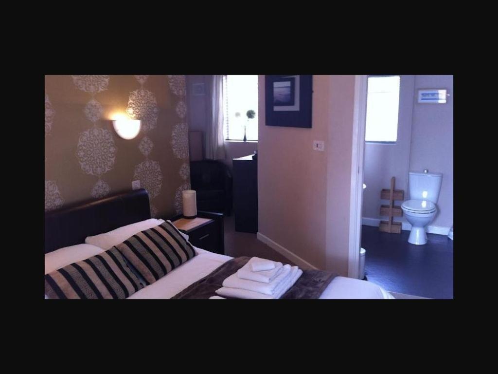 The Old Bell Bed & Breakfast Shrewsbury Phòng bức ảnh